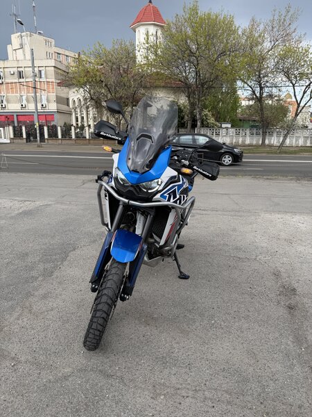 Vand Africa twin 1100 manual